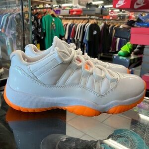 Women’s Air Jordan 11 Retro Low Citrus Size 6